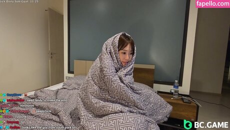 hello kiko naked actress pics