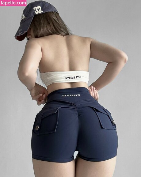 Jel___ly model pictures