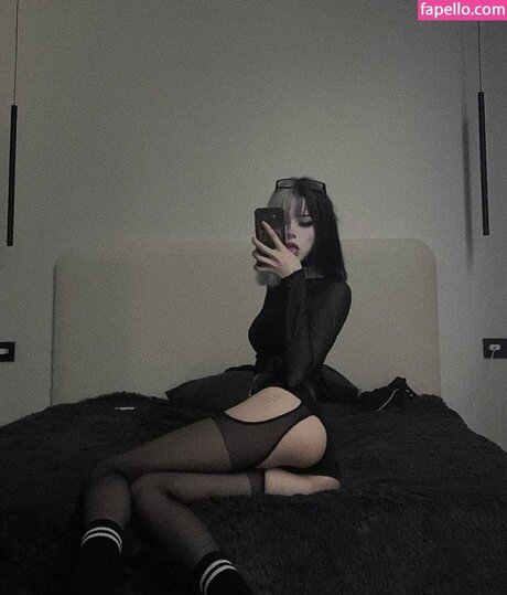 Paradoxy pornstar pretty photos