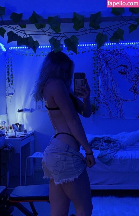 Alexa Matthews thumbnail