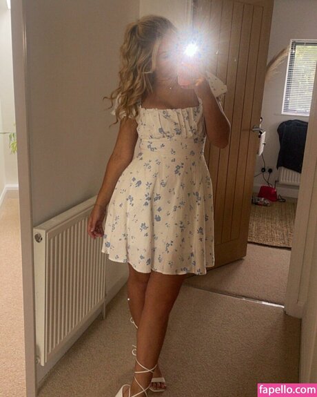 Harriet Cowan From Clarkson s Farm pretty star picture