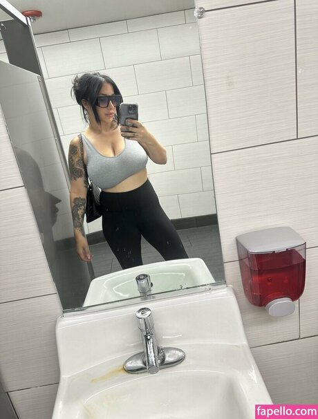 nadianaughty1 pornstar sex pic