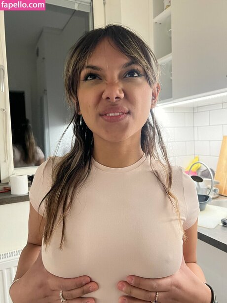 Natasha Revalo free pornstar picture