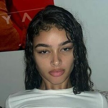 Alexis Carrington sex model images