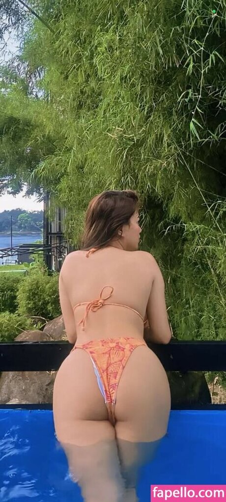 Sara Xie adult star pic