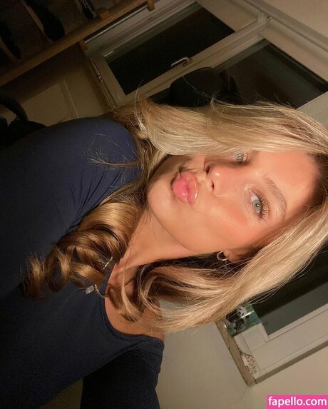 Demi Van Den Wildenberg profile pic