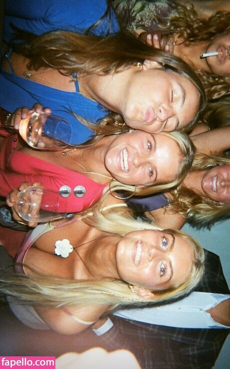 Sofie Houman star erotic pic