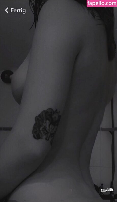 sky stn_ erotic model archive