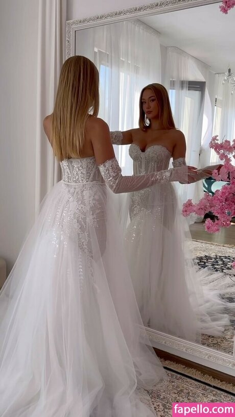 Oliwia Petryna nude pornstar archive