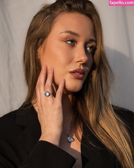 Oliwia Petryna pornstar beautiful pic