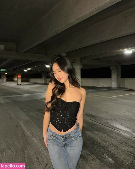 thai ladyboy onlyfans porno picture