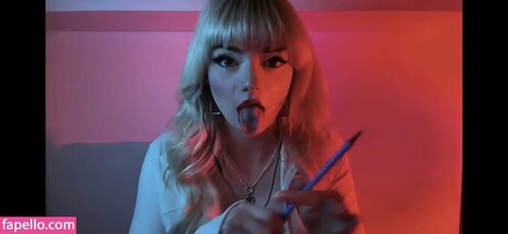 Emma s MySpace star free pic