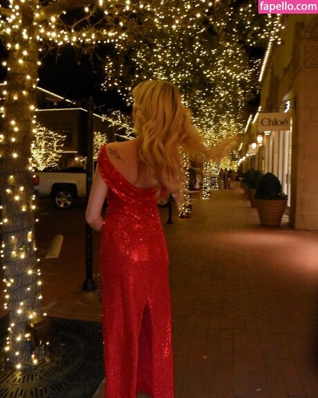 Emma s MySpace profile pic