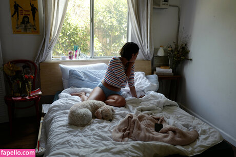 Blu Hunt pornstar naked gallery