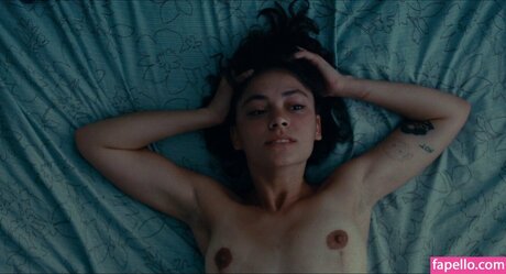 Blu Hunt free pornstar photo