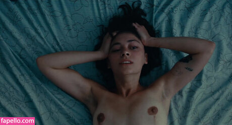 Blu Hunt model nude galleries