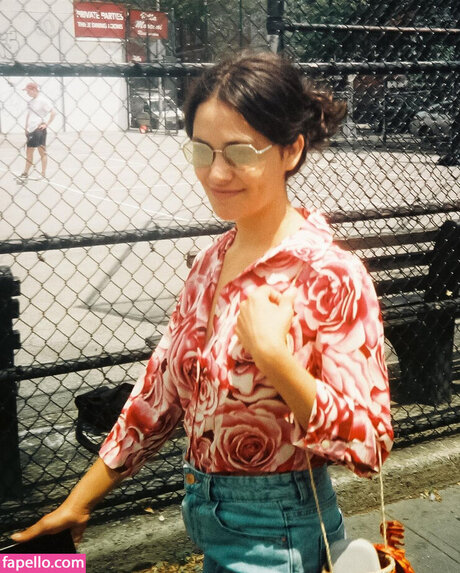 Blu Hunt hd star photos