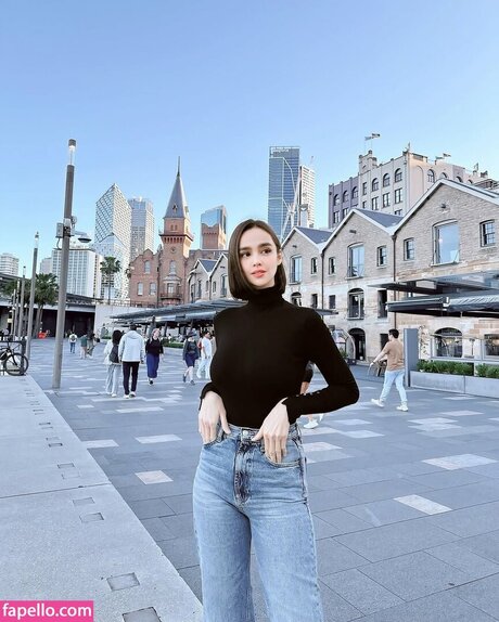 Kim Domingo erotic model gallery