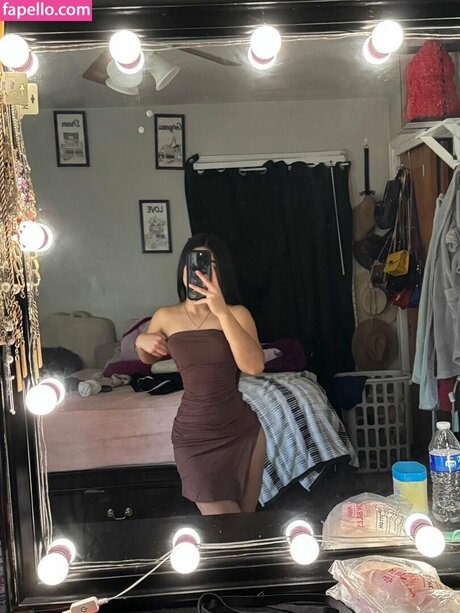 iam stphi naked model galleries