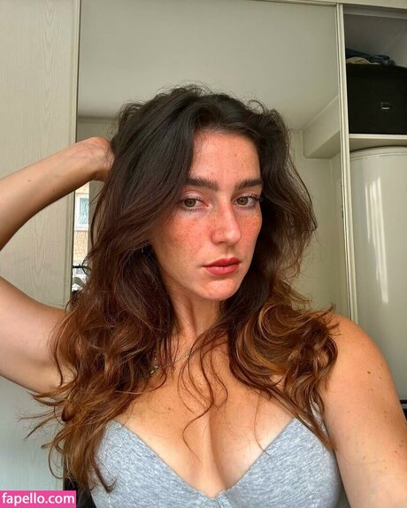 Wonder miz sexy star photo