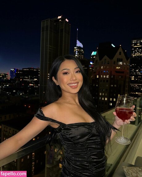 julienneby free star photo