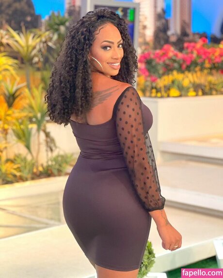 Janaina Sim es pornstar exclusive photos