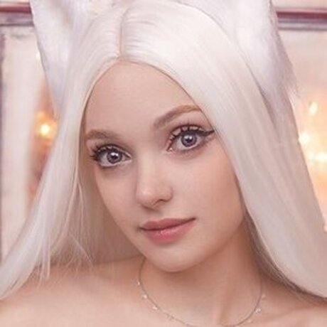 milacoser art model gallery