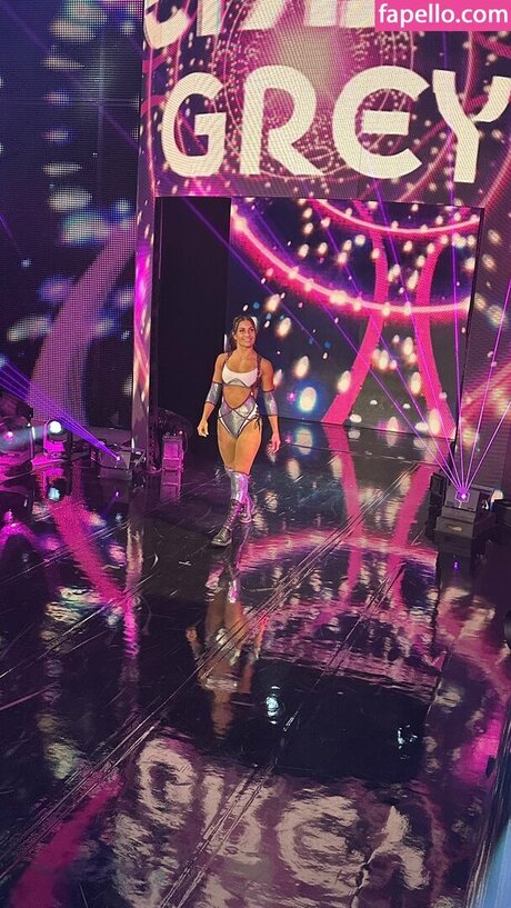 Kendal Grey nudes model pic