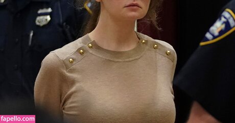 Anna Delvey perfect model photo