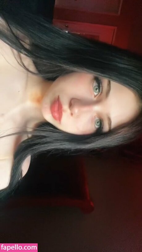 Chloe Oak star perfect photo