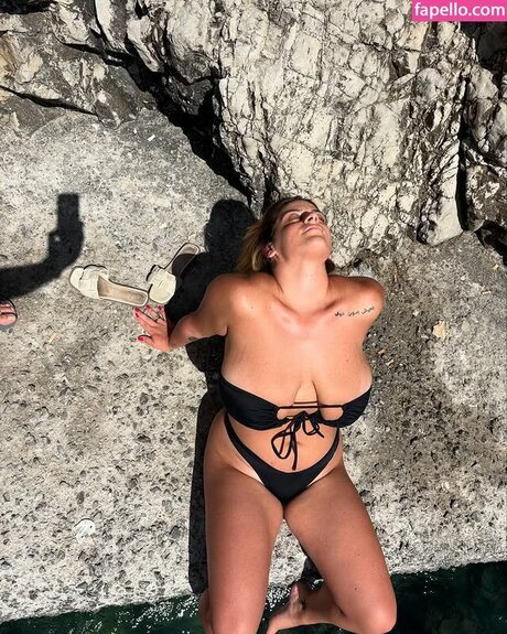 Martina Rolando porn model image