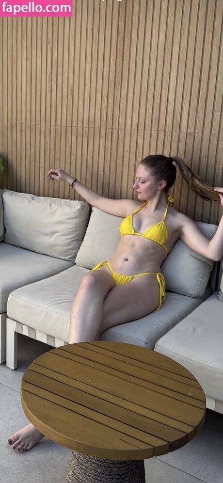 Edurd Quire11i model xxx pictures