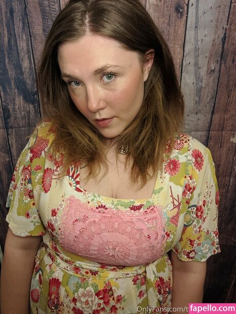 askkayleefrye model nudes pics