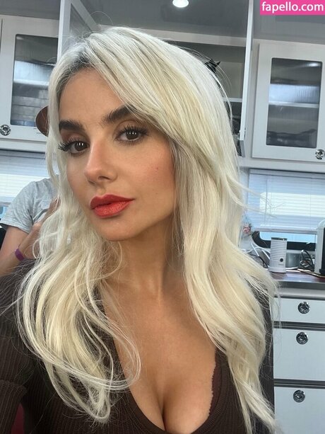 DCU Women model pornographic image