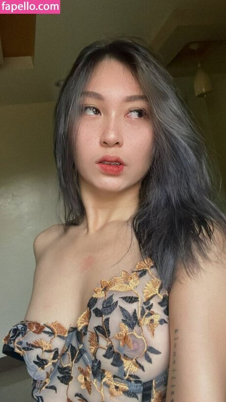 Spice Dashi erotic model picture