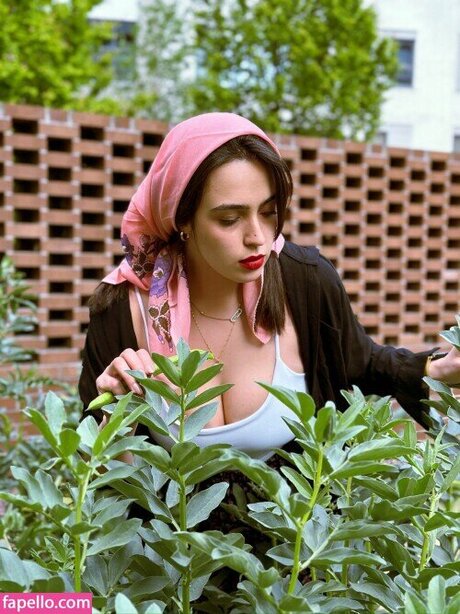 feyzakball pretty pornstar images