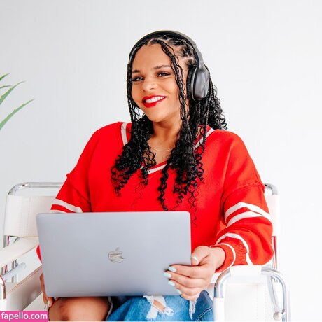 Amber Reacts pornstar hot img