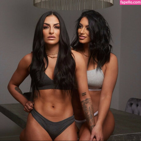 Toni Berenato top model img