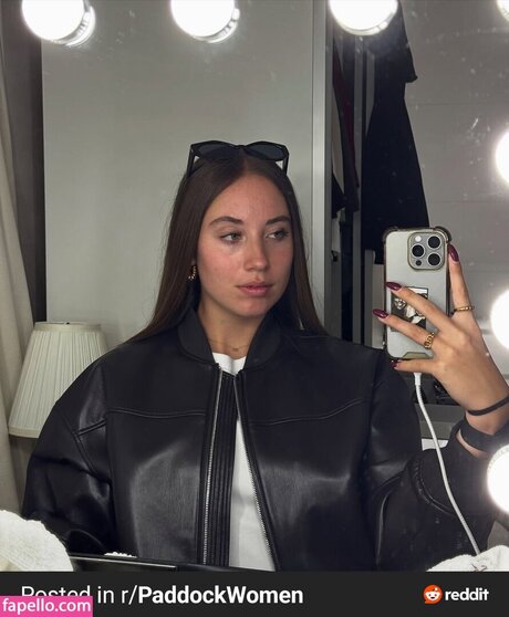 Nina Gademan star exclusive pic