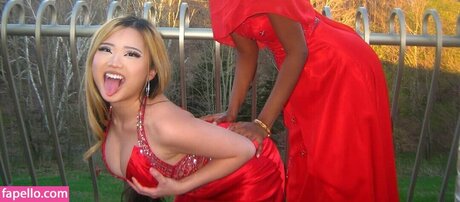 Miley Vang naked pornstar img