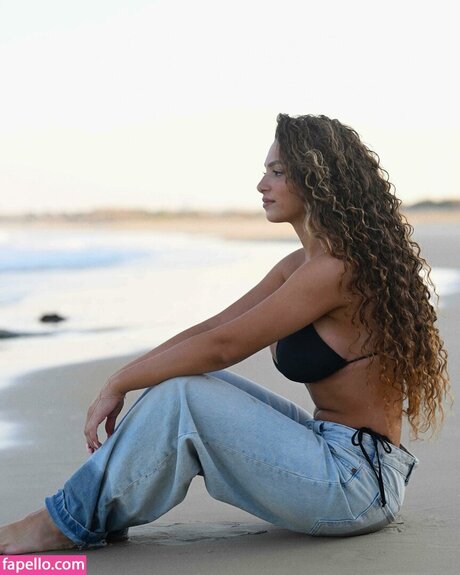 noadabushh perfect model photos