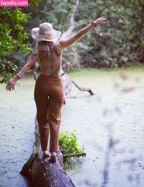 huge anal dildo onlyfans nude pictures