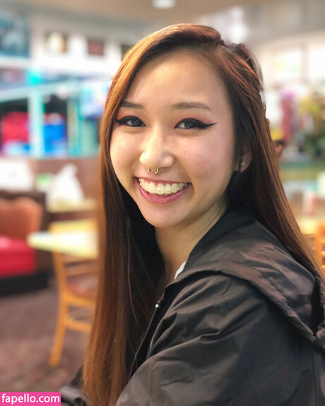 chicks with dicks onlyfans free nude image