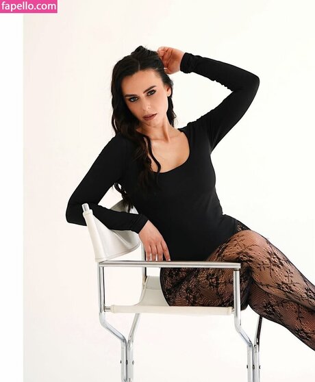 HeyHelen ASMR pornstar galleries