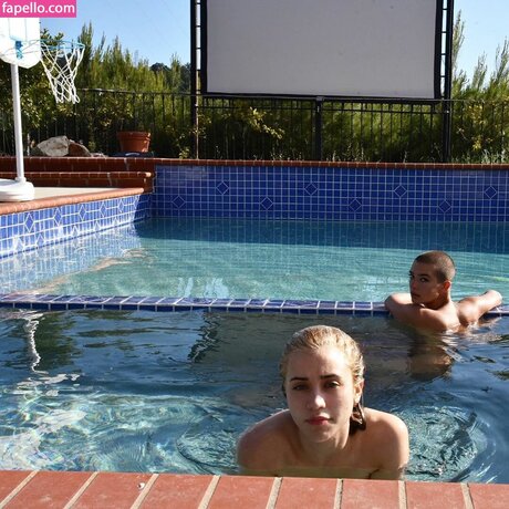 Caylee Cowan pretty pornstar pictures