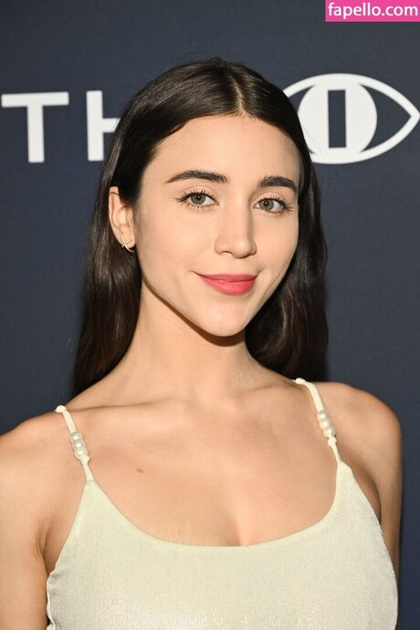 Caylee Cowan star art gallery