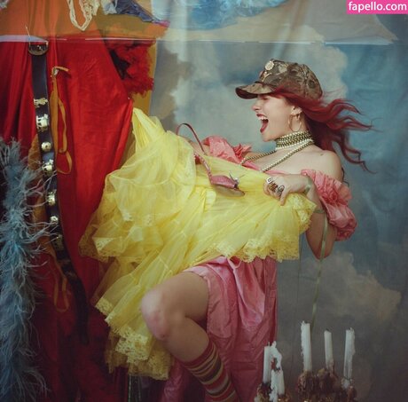 Ava Maybee model nude gallery