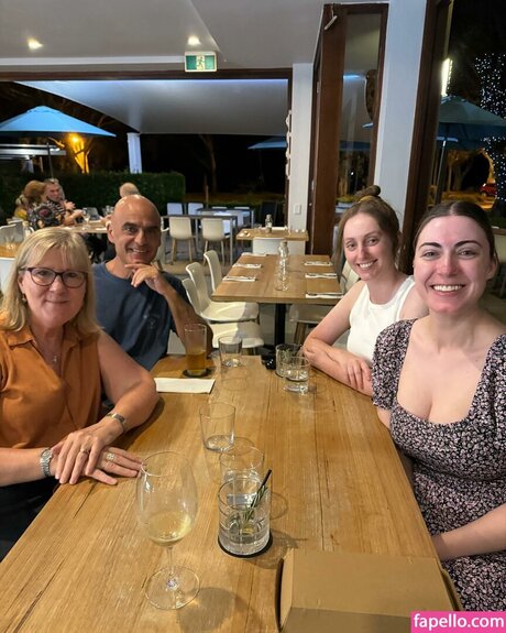 NicsandNacs model hd archive