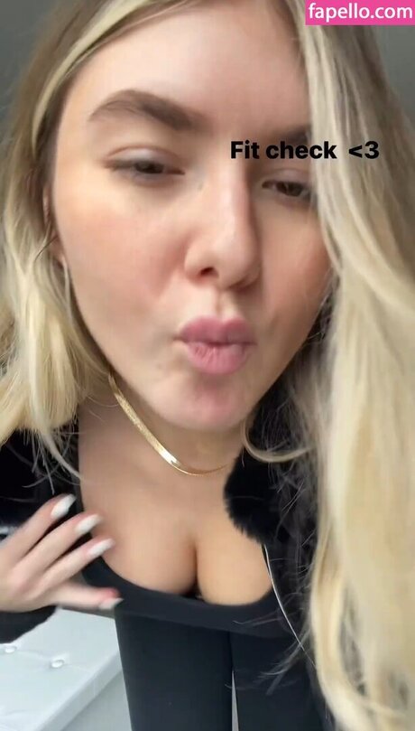 Charlie Ferarie naked model pictures