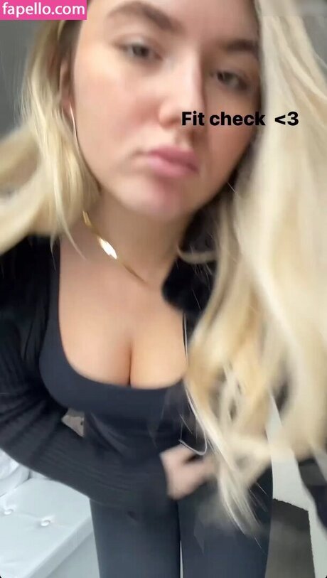 Charlie Ferarie beautiful pornstar archive